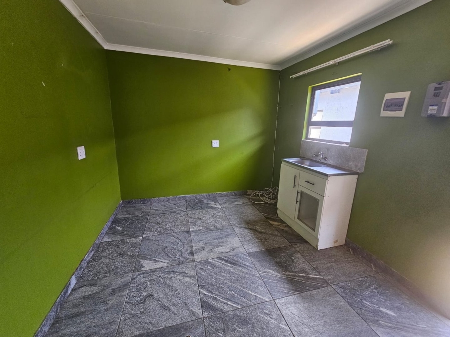 1 Bedroom Property for Sale in Thorisong Free State